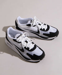 NIKE　AIR　MAX　SOLO