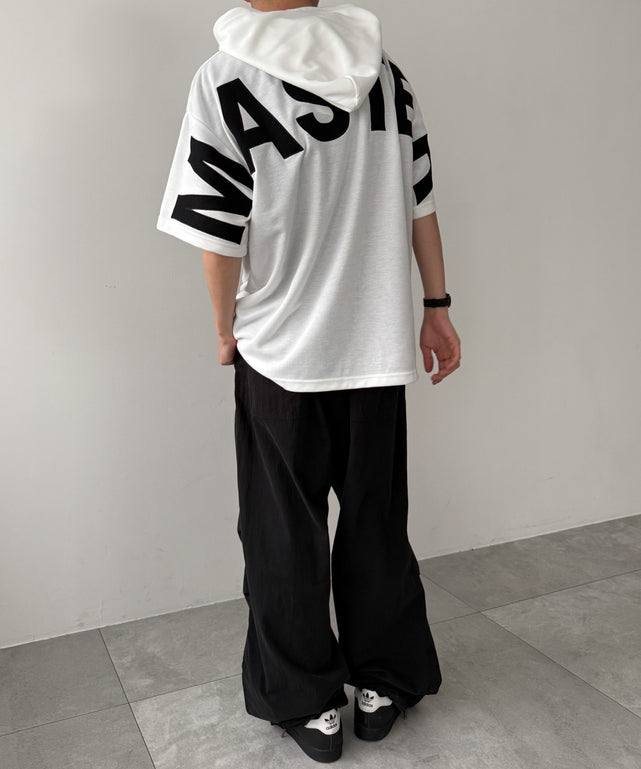 ホワイト モデル：175cm L着用