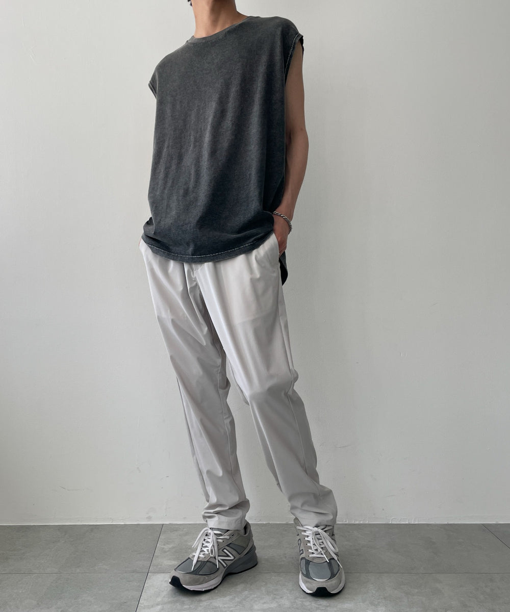 ホワイト モデル：175cm L着用