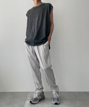 ホワイト モデル：175cm L着用