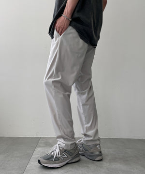 ホワイト モデル：175cm L着用