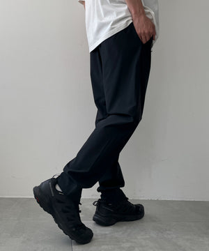 ブラック モデル：175cm L着用