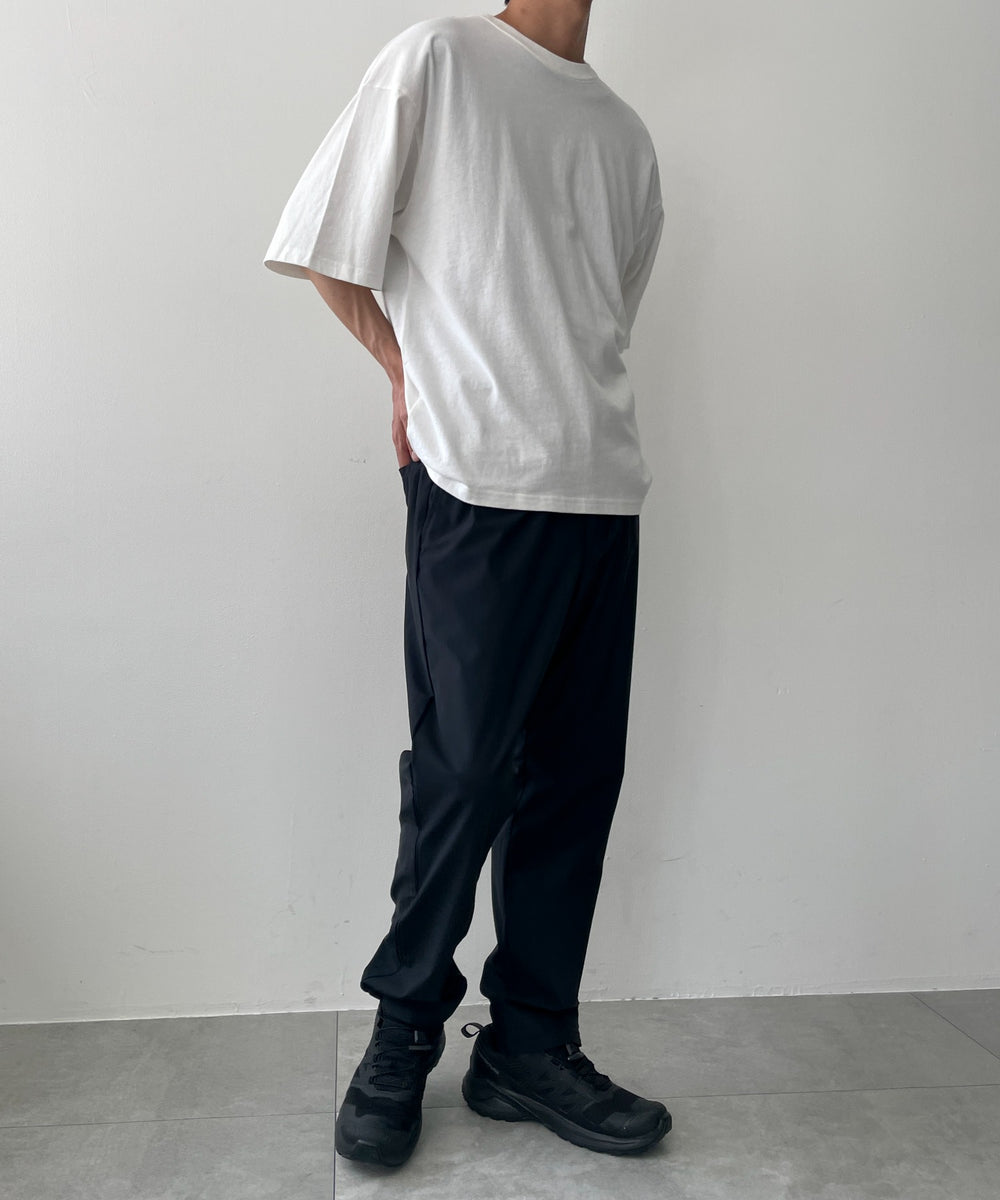 ブラック モデル：175cm L着用