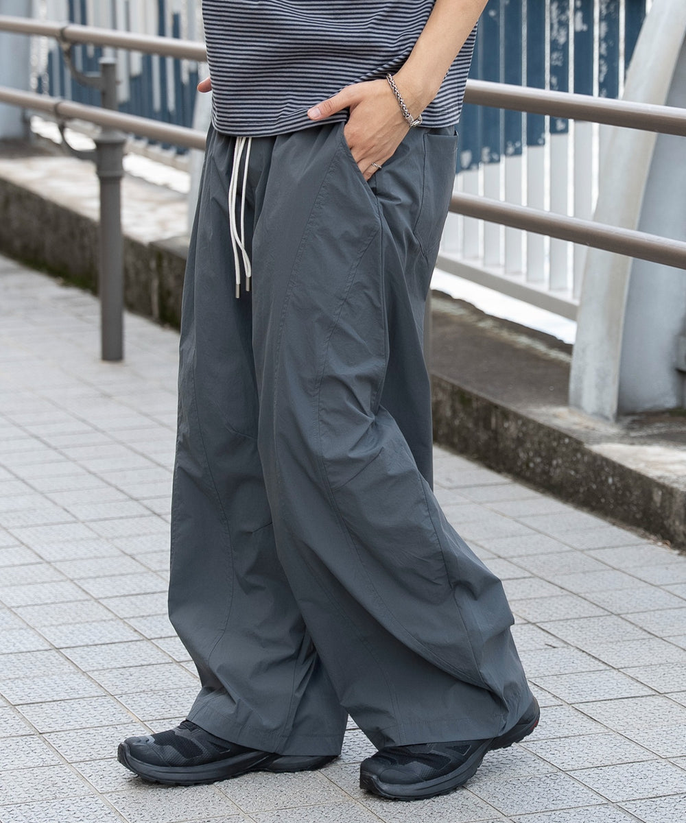 グレー モデル：180cm L着用