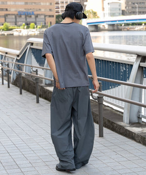 グレー モデル：180cm L着用