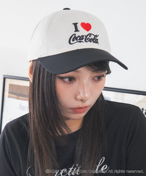 オフホワイト