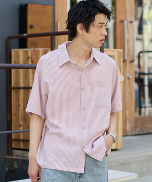 ピンク モデル：181cm L着用