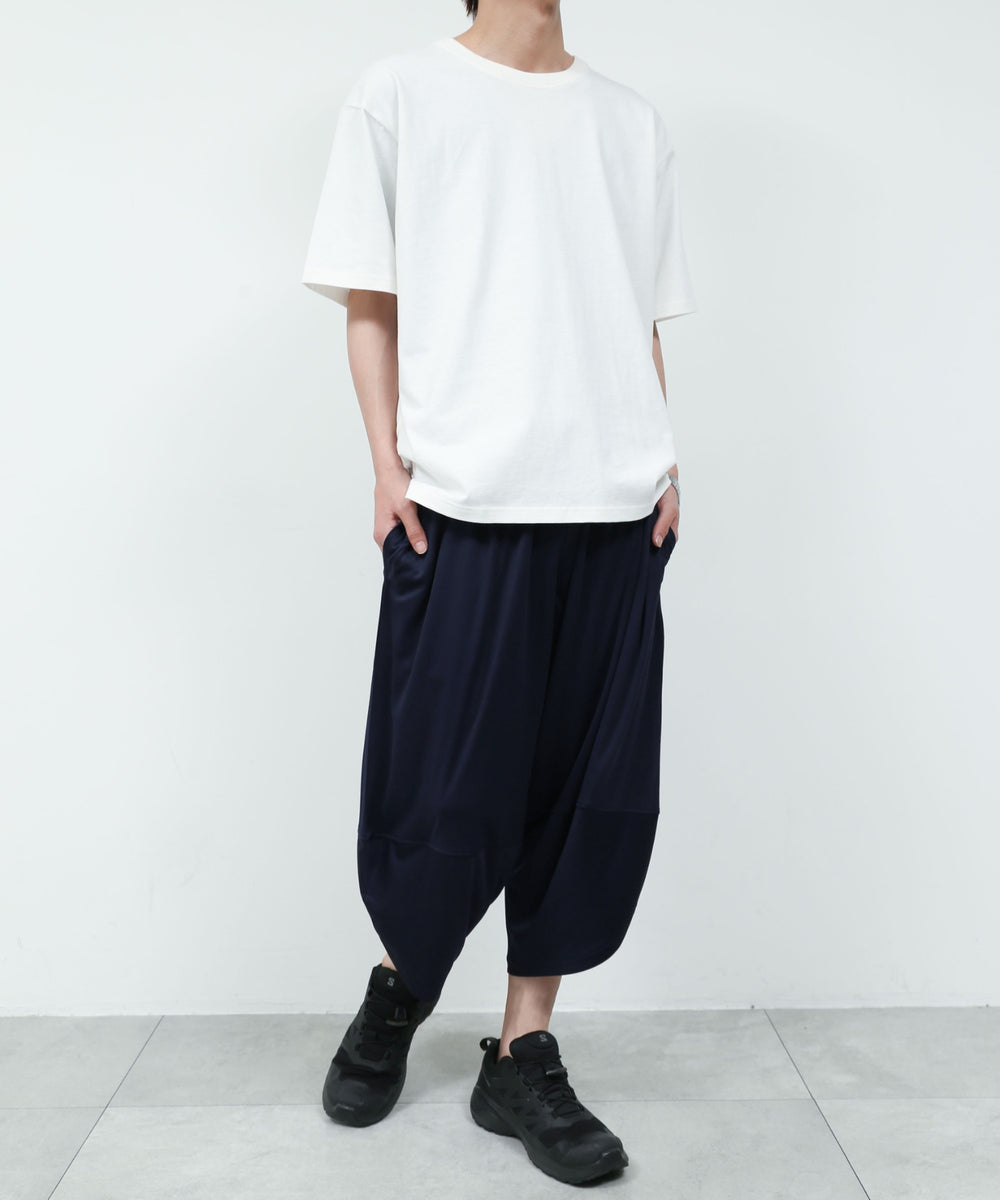 ネイビー モデル：175cm L着用