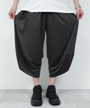 サルエルパンツ