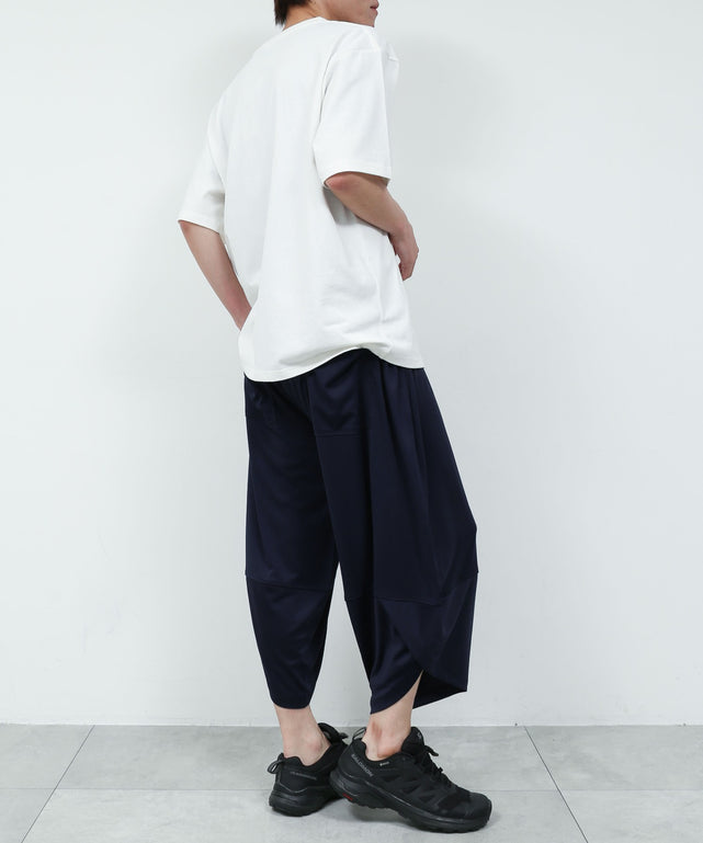 ネイビー モデル：175cm L着用