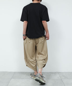 ベージュ モデル：175cm L着用