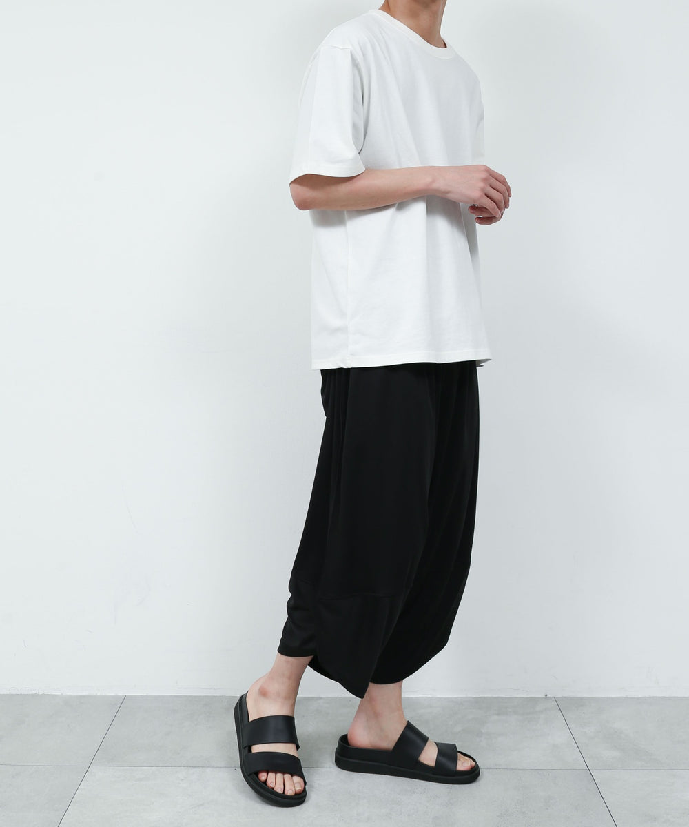 ブラック モデル：175cm L着用