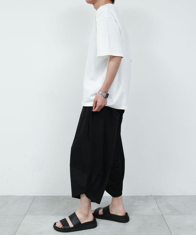 ブラック モデル：175cm L着用