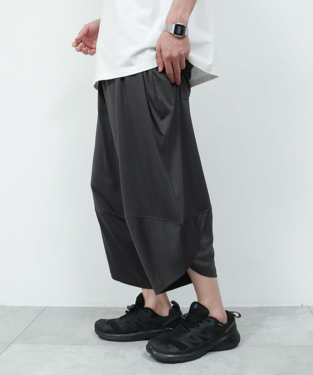 チャコール モデル：175cm L着用