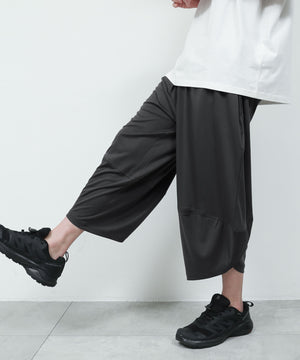 チャコール モデル：175cm L着用