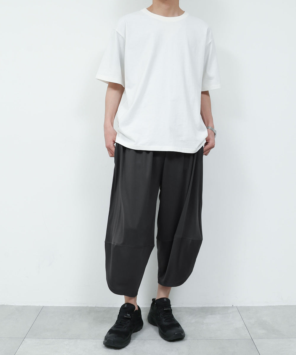 チャコール モデル：175cm L着用