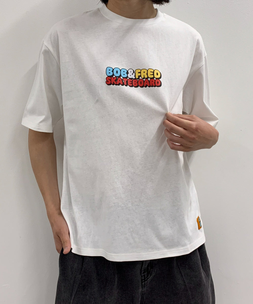ホワイト　モデル:175cm L着用