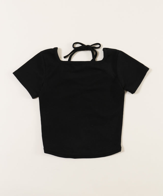 シンプルチョーカーTシャツ