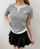 レースネックレイヤードTシャツ/グレー モデル：160㎝ F着用