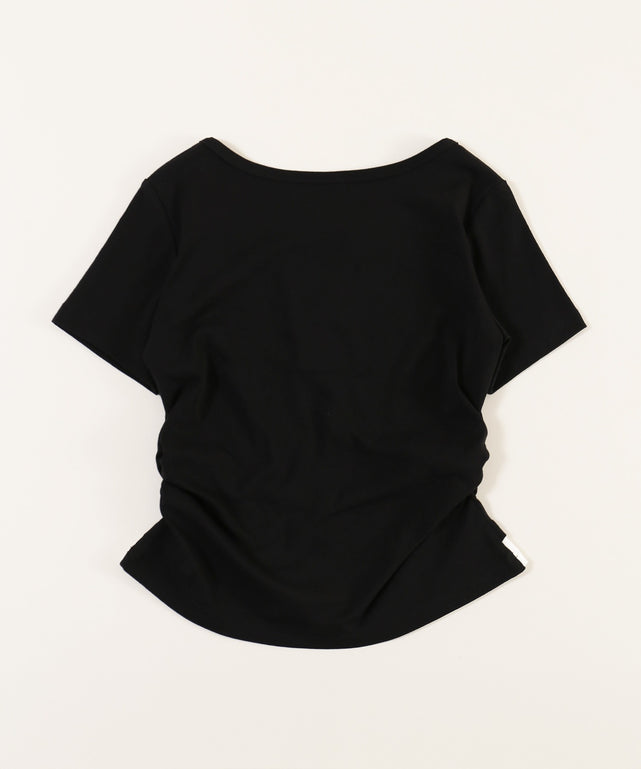レースネックレイヤードTシャツ