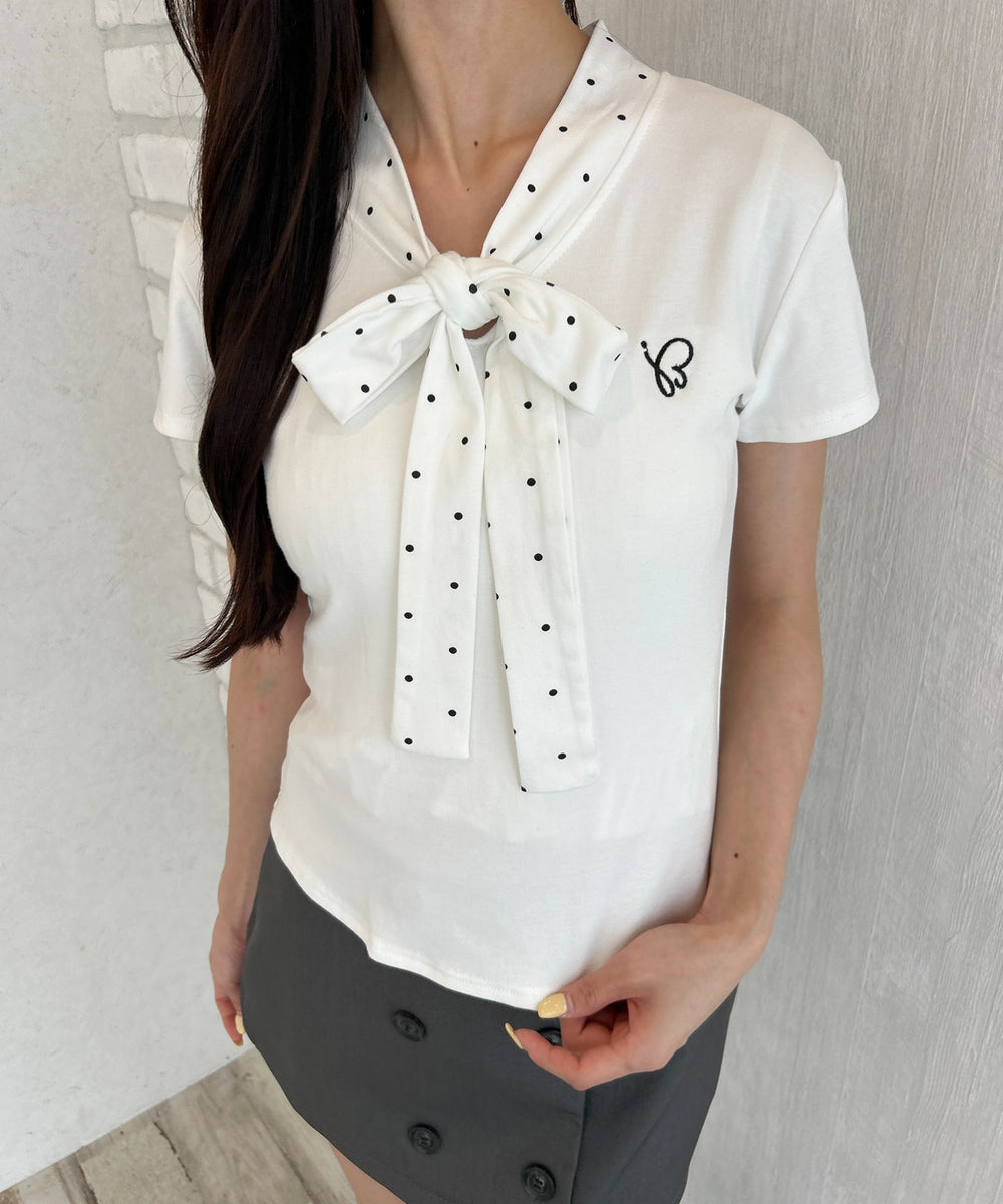 ホワイト モデル：157㎝ F着用