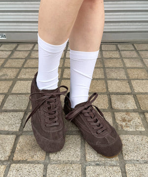 ブラウン