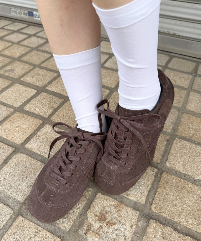 ブラウン