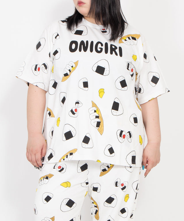 身長：163cm サイズ4