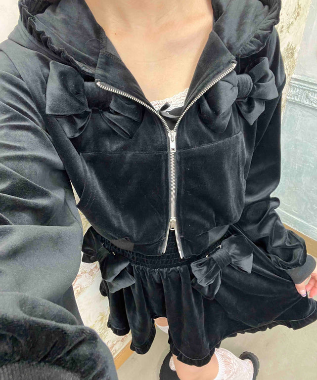 ブラック モデル：160㎝ F着用