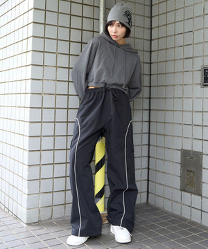 ブラック モデル：160cm S着用