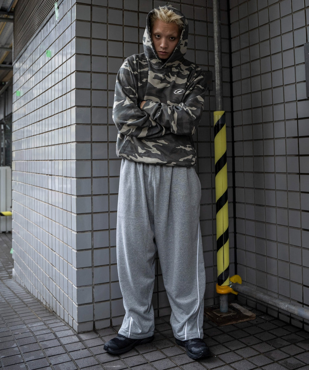 柄1 モデル：178cm F着用
