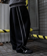 バレルレッグスウェットパンツ