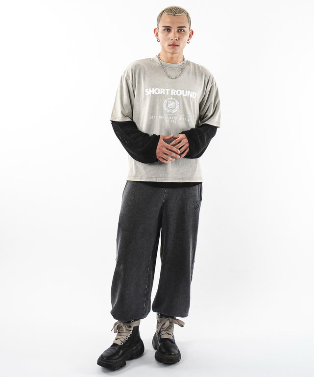 スミクロ モデル：180cm L着用