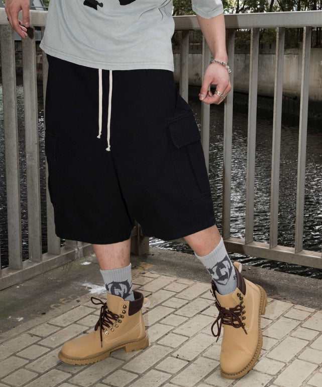 ブラック モデル：178cm L着用