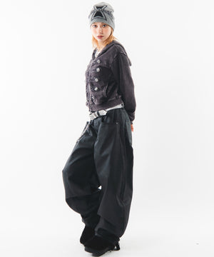デニムブラックソノタ モデル：160cm M着用