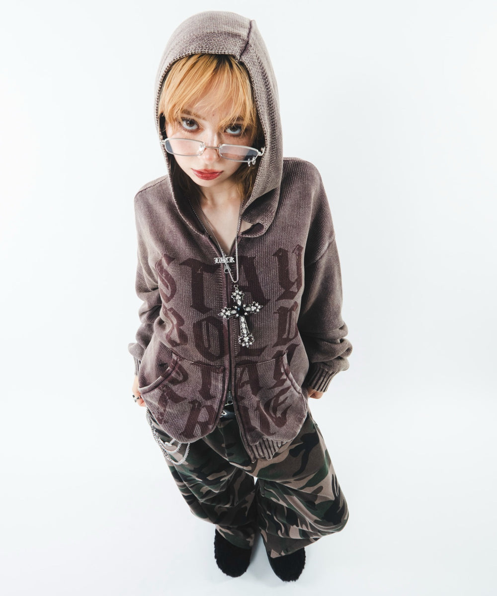ブラウンソノタ モデル：160cm M着用