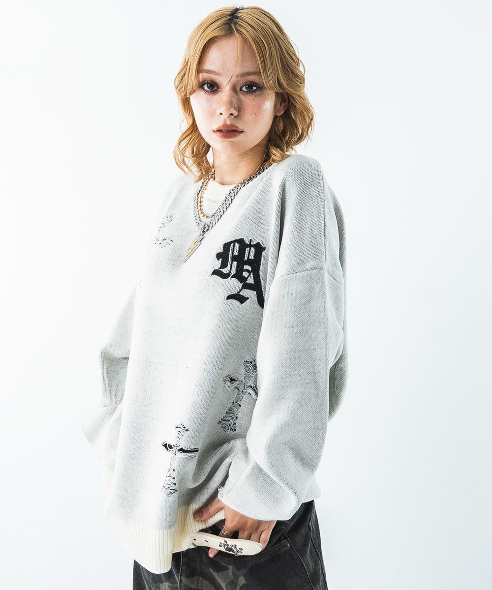 ホワイト モデル：160cm M着用