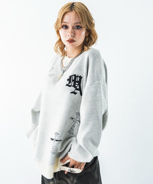 ホワイト モデル：160cm M着用