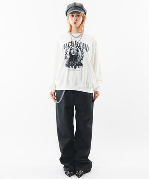 ホワイト モデル：160cm M着用
