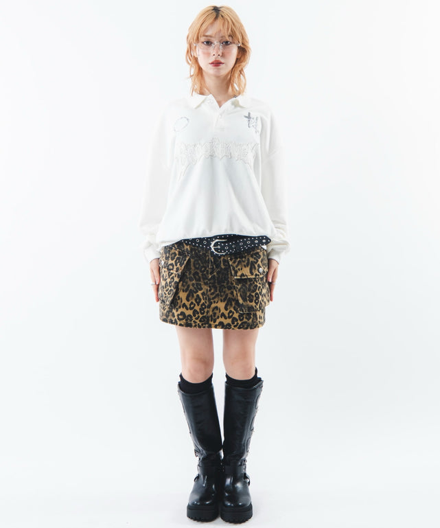 ホワイト モデル：160cm M着用