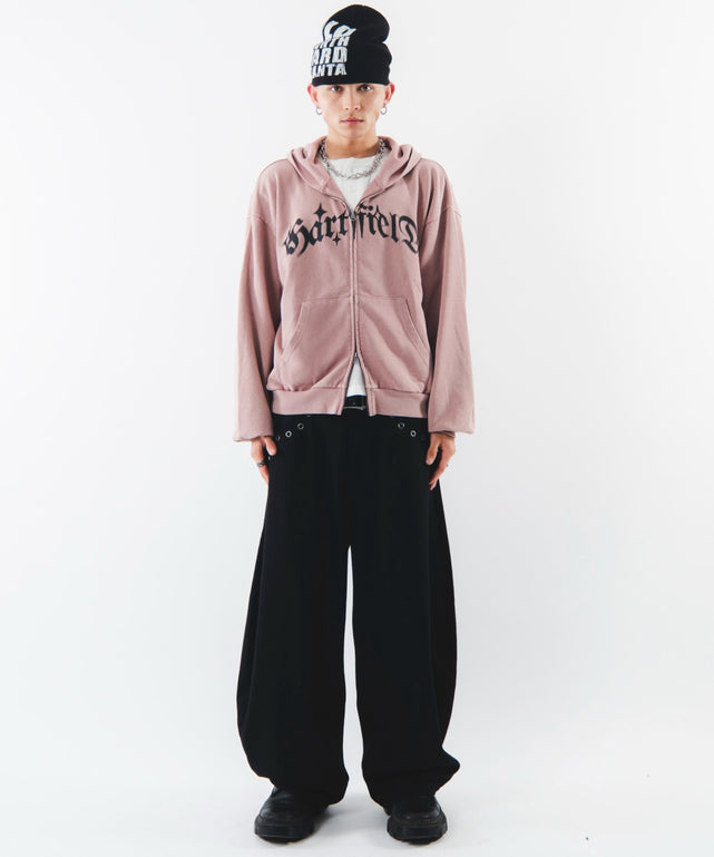 ピンク モデル：180cm L着用