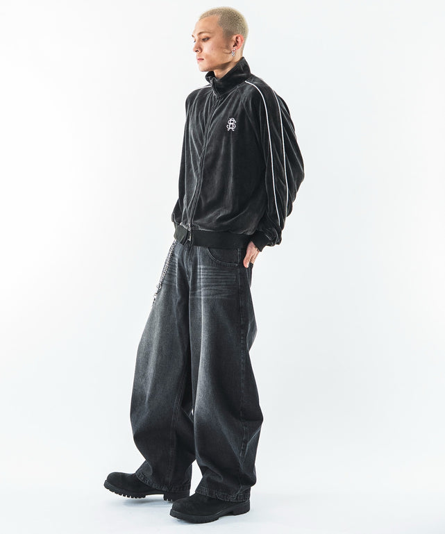 ブラックソノタ モデル：180cm L着用