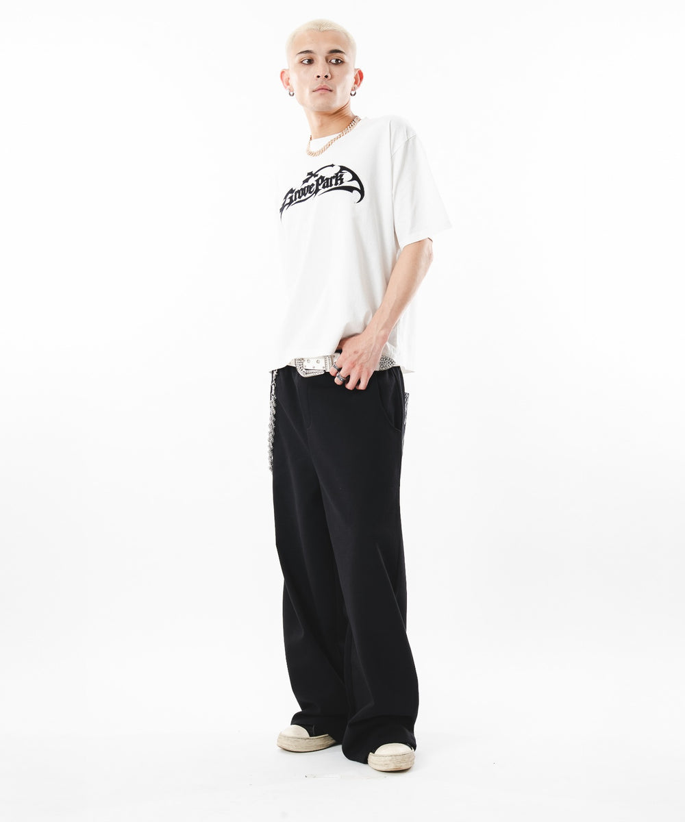 ホワイト モデル：180cm L着用
