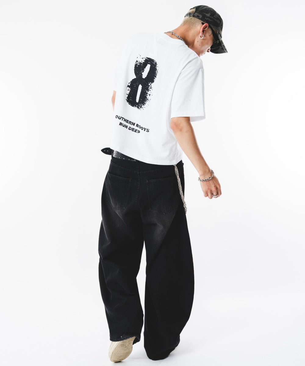 ホワイト モデル：180cm L着用