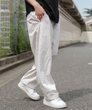 Lグレー モデル：178cm L着用