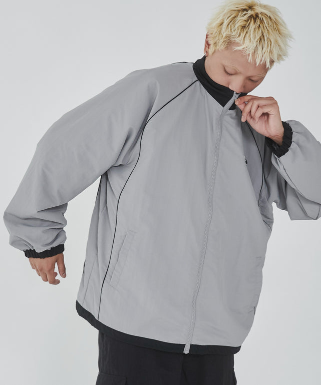 バルーンナイロンブルゾン/グレー モデル：178cm L着用