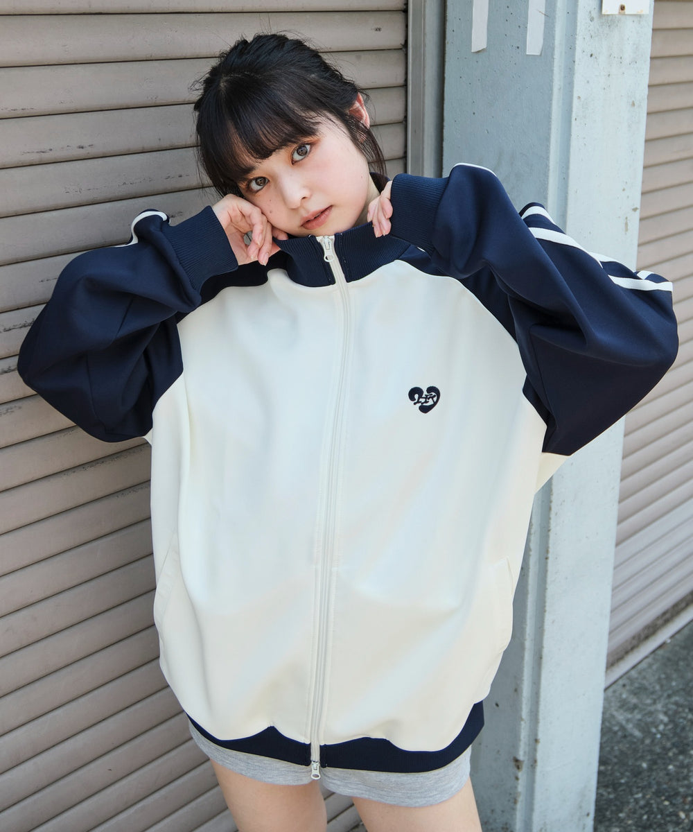 ブルーソノタ　モデル：160㎝　L着用