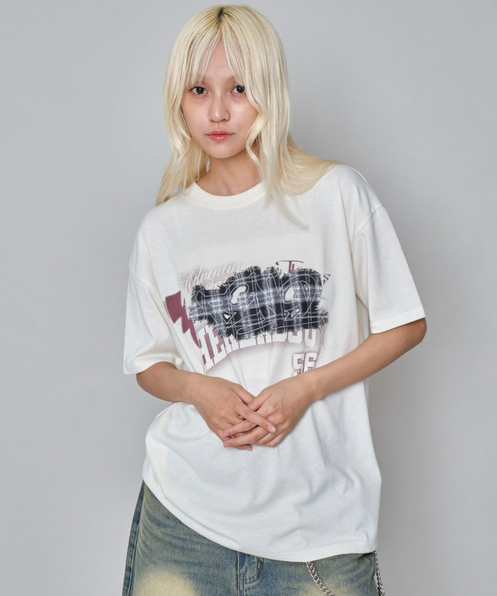 ホワイト　モデル:172cm M着用