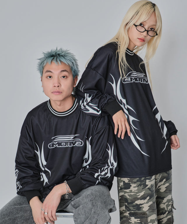 ブラック