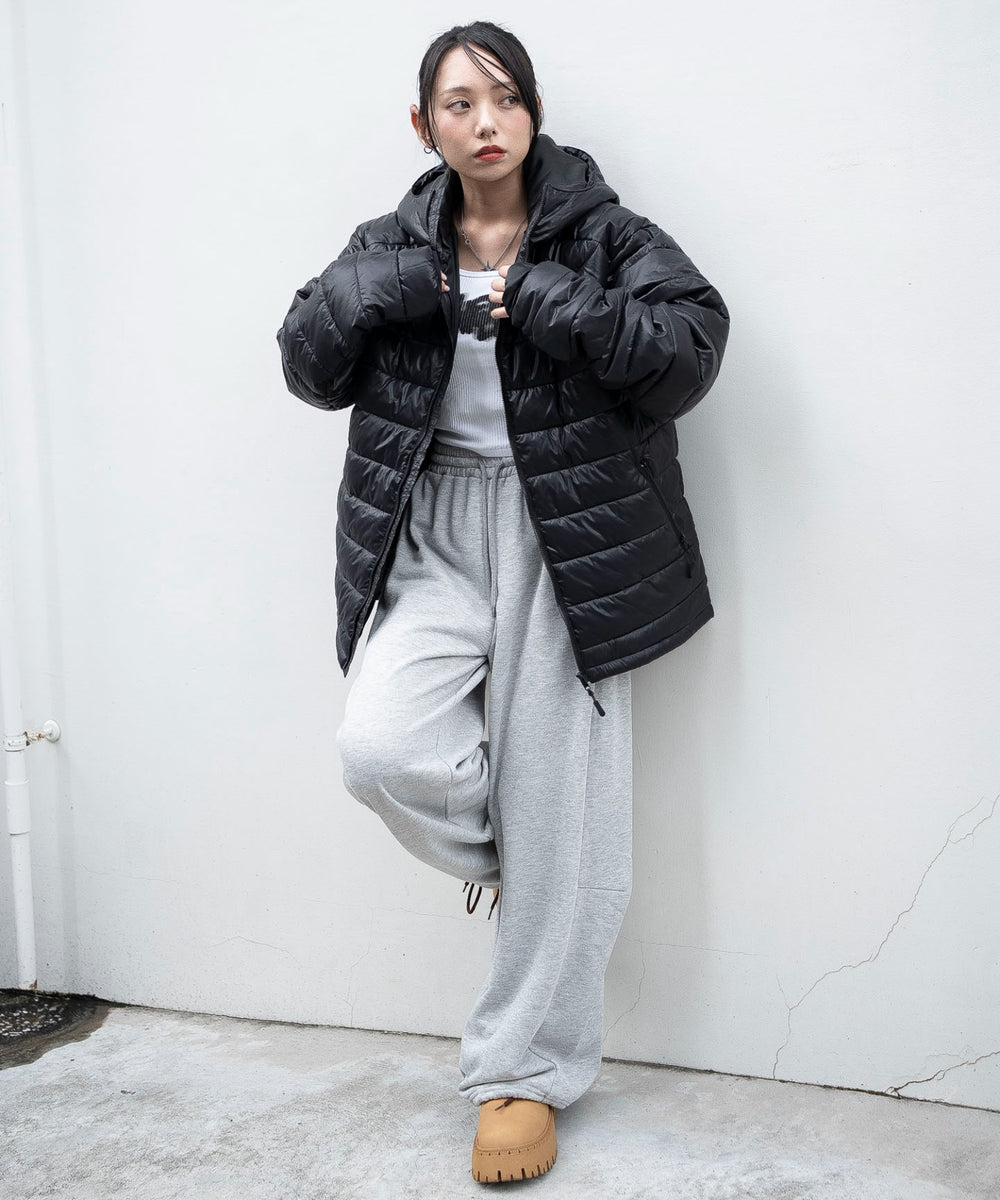 ブラック　モデル：159cm L着用